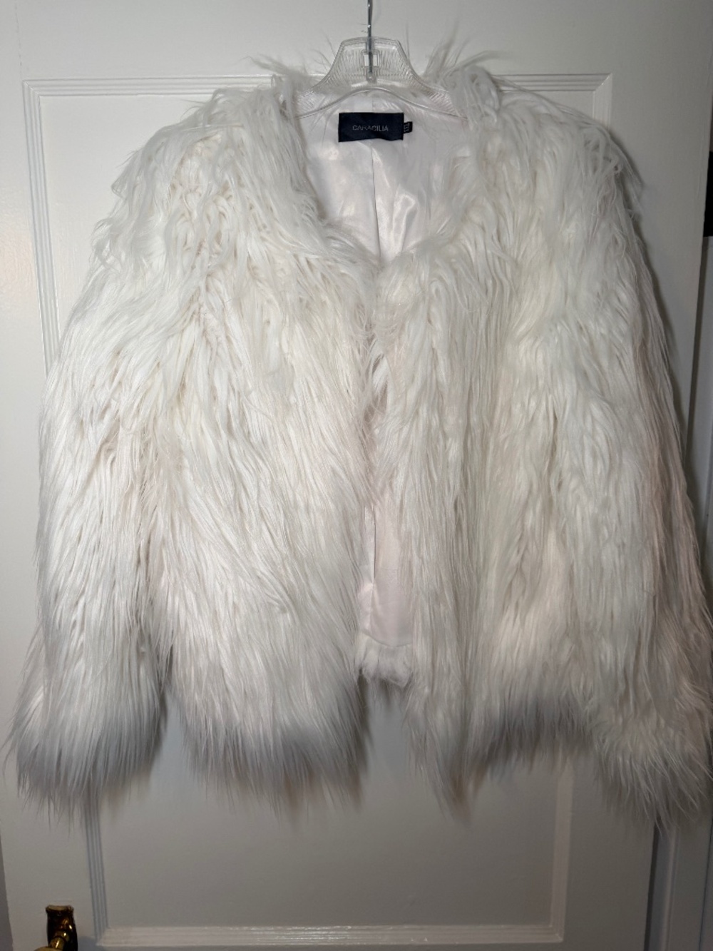 Shag white coat (fits like small-medium)
